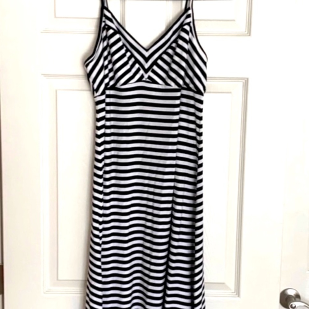 Black/white striped dress